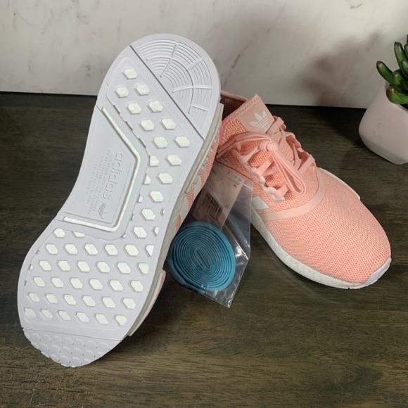 adidas x Disney Toy Story NMD R1 J Bo Peep - Picture 10 of 13